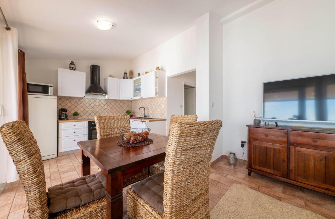 Apartment Busac 扎博里克 外观 照片