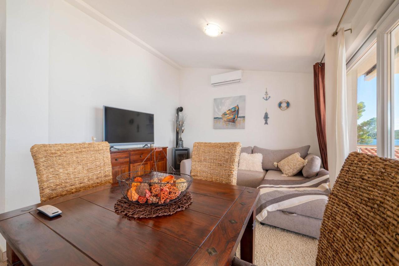 Apartment Busac 扎博里克 外观 照片